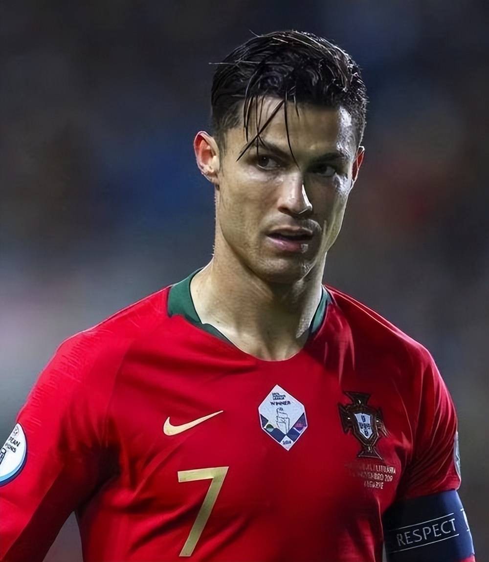 开云体育app-包含人气球星亮相大比分好比，首秀交出亮眼表现的词条