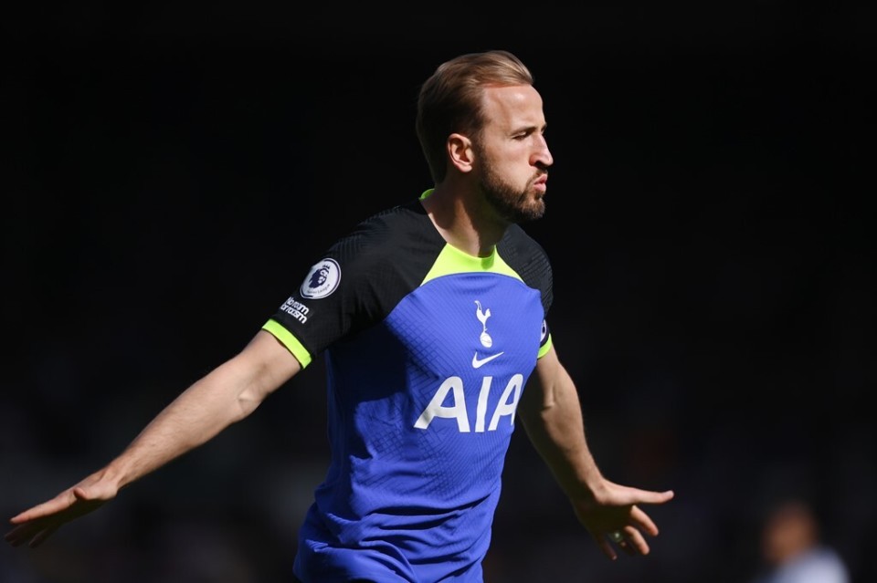 开云下载-关于利兹联客场战平埃弗顿，取得宝贵一分的信息