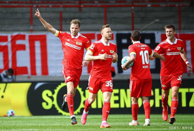 包含意外之战:沃尔夫斯堡客场不敌弗赖堡遭遇惨败的词条 包含意外之战:沃尔夫斯堡客场不敌弗赖堡遭遇惨败的词条