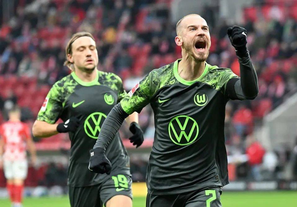 开云平台-包含沃尔夫斯堡客场不敌对手，遭遇两连败的词条