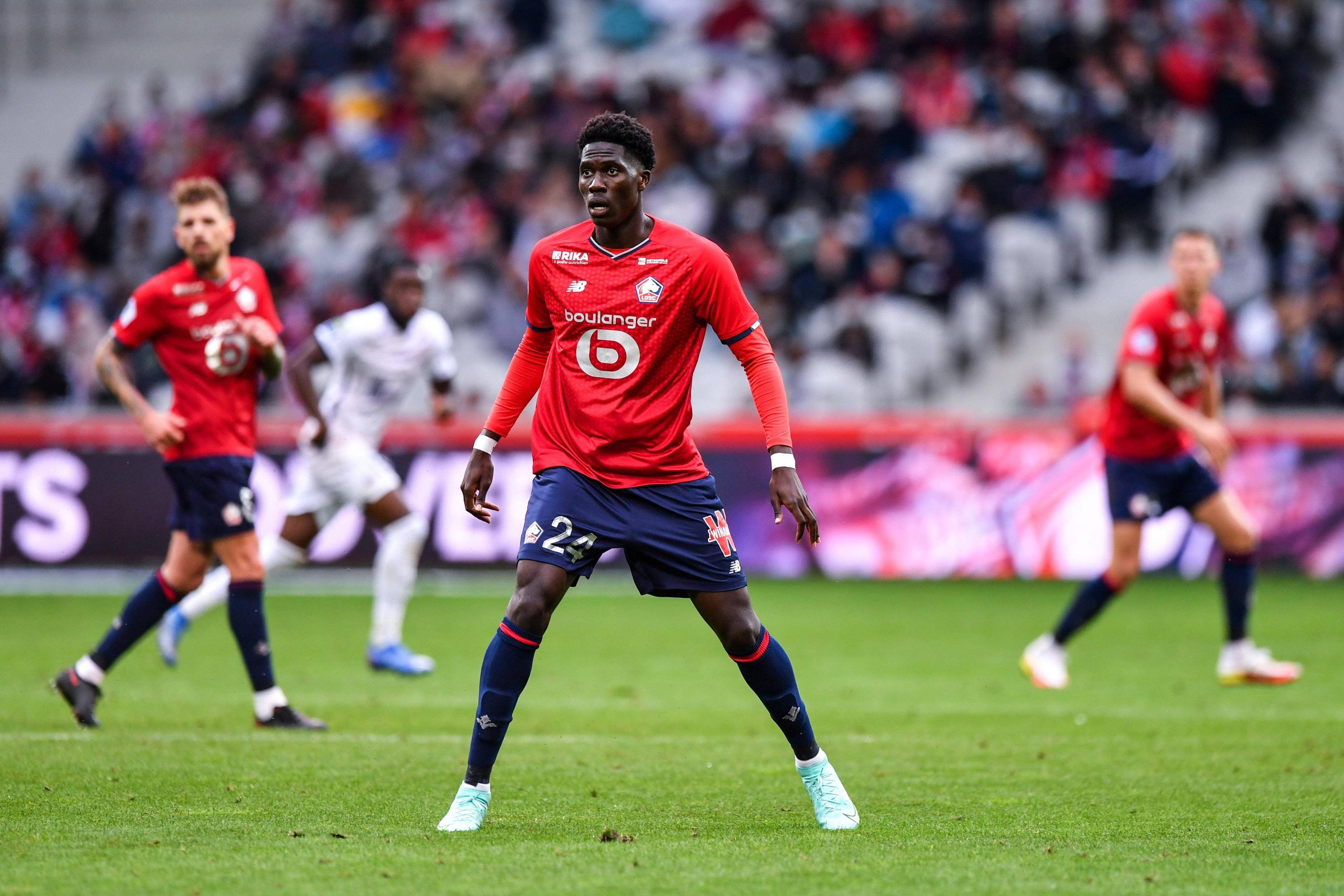 开云体育官方网站-球队凭借谨慎防守，成功阻止对手反击