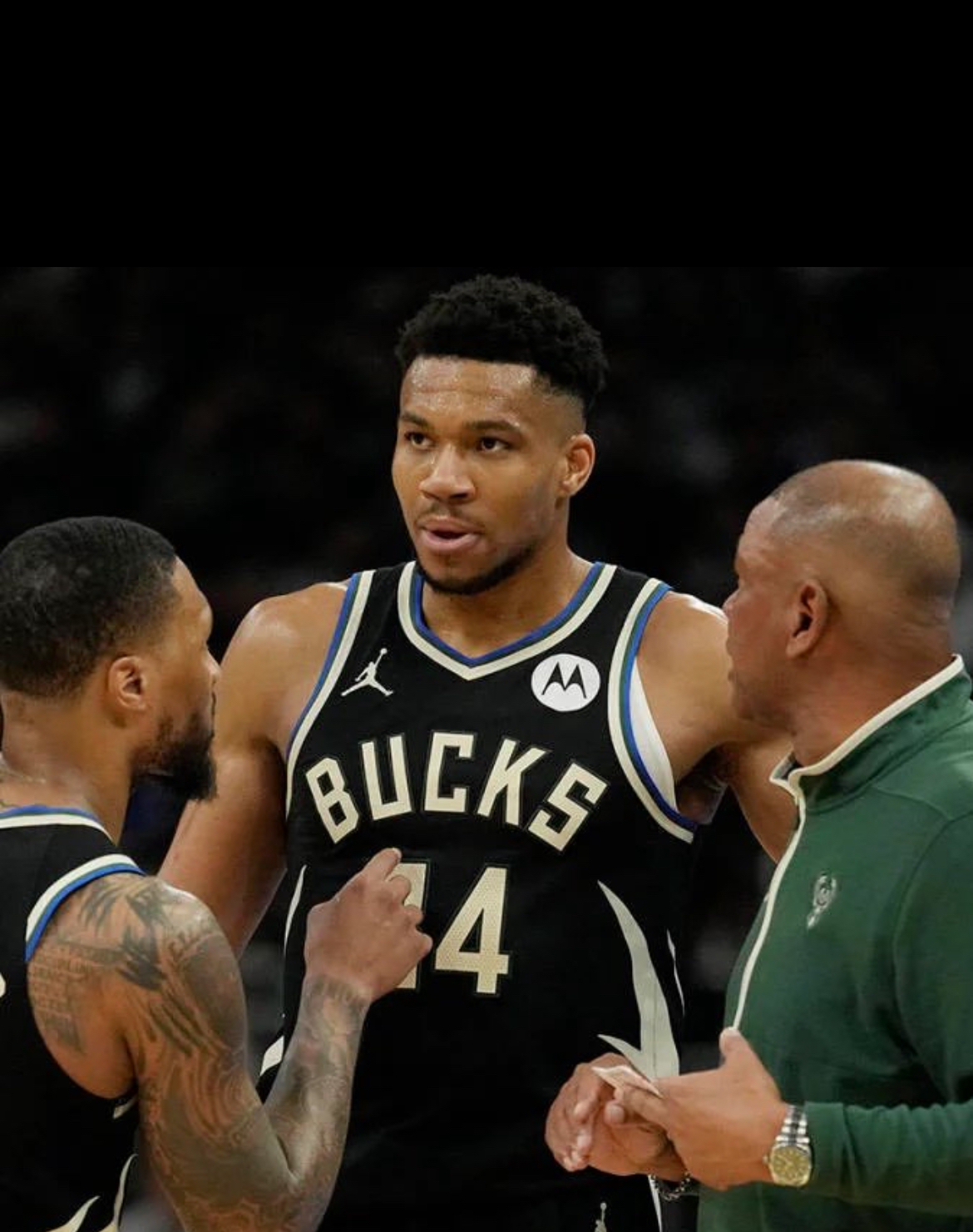 开云体育登录-雄鹿球队球员压力不小但成功战胜对手