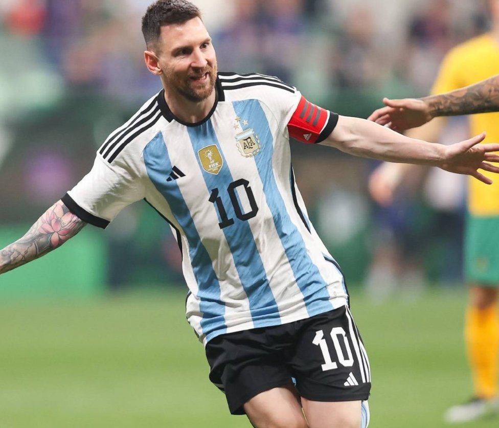 开云体育在线-包含拜仁慕尼黑再获胜利，高居积分榜首的词条