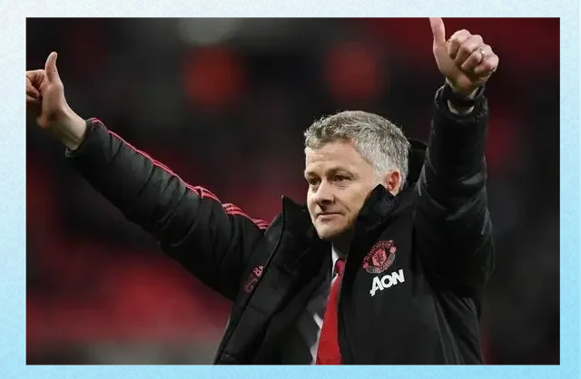 曼联主帅索尔斯克亚调整战术,引领球队走向胜利 曼联主帅索尔斯克亚调整战术,引领球队走向胜利