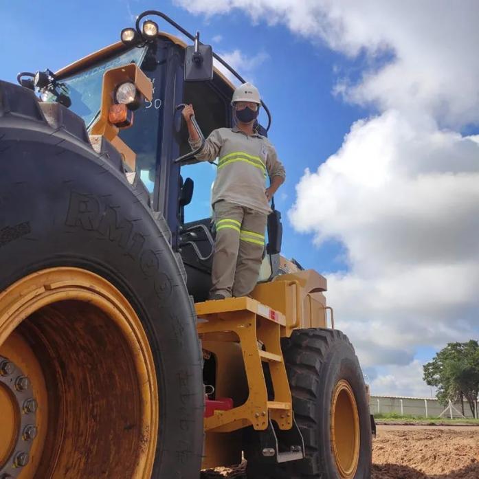 关于巴西运动员飒爽亮相,赢得现场观众喝彩的信息 关于巴西运动员飒爽亮相,赢得现场观众喝彩的信息