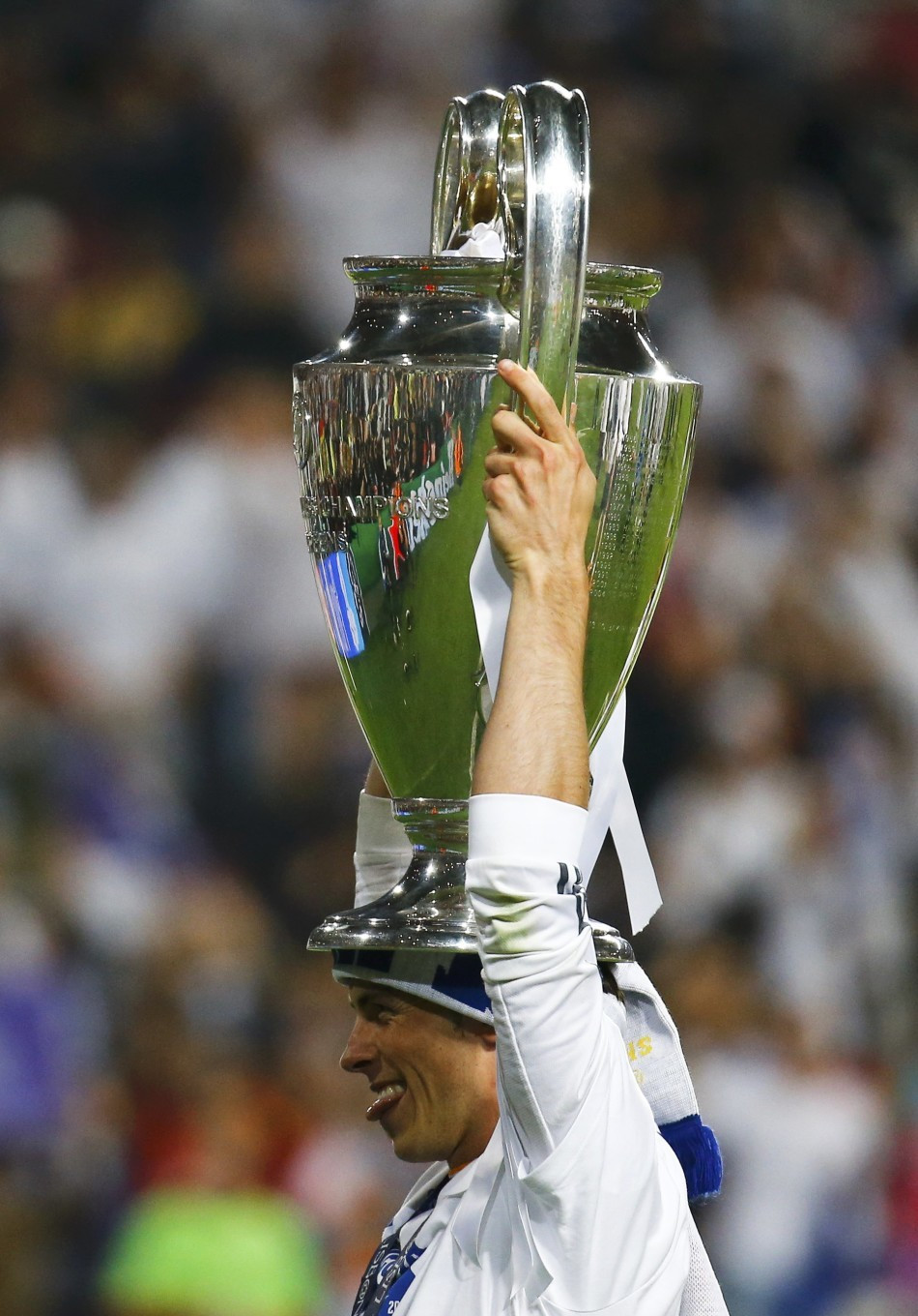 开云体育APP下载-关于欧洲足球雄鹰矢志不渝，追逐胜利夙愿的信息