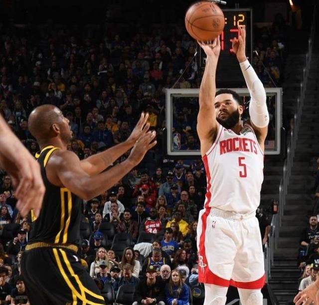 开云体育APP下载-热火队外线火力强劲,将继续前进的简单介绍