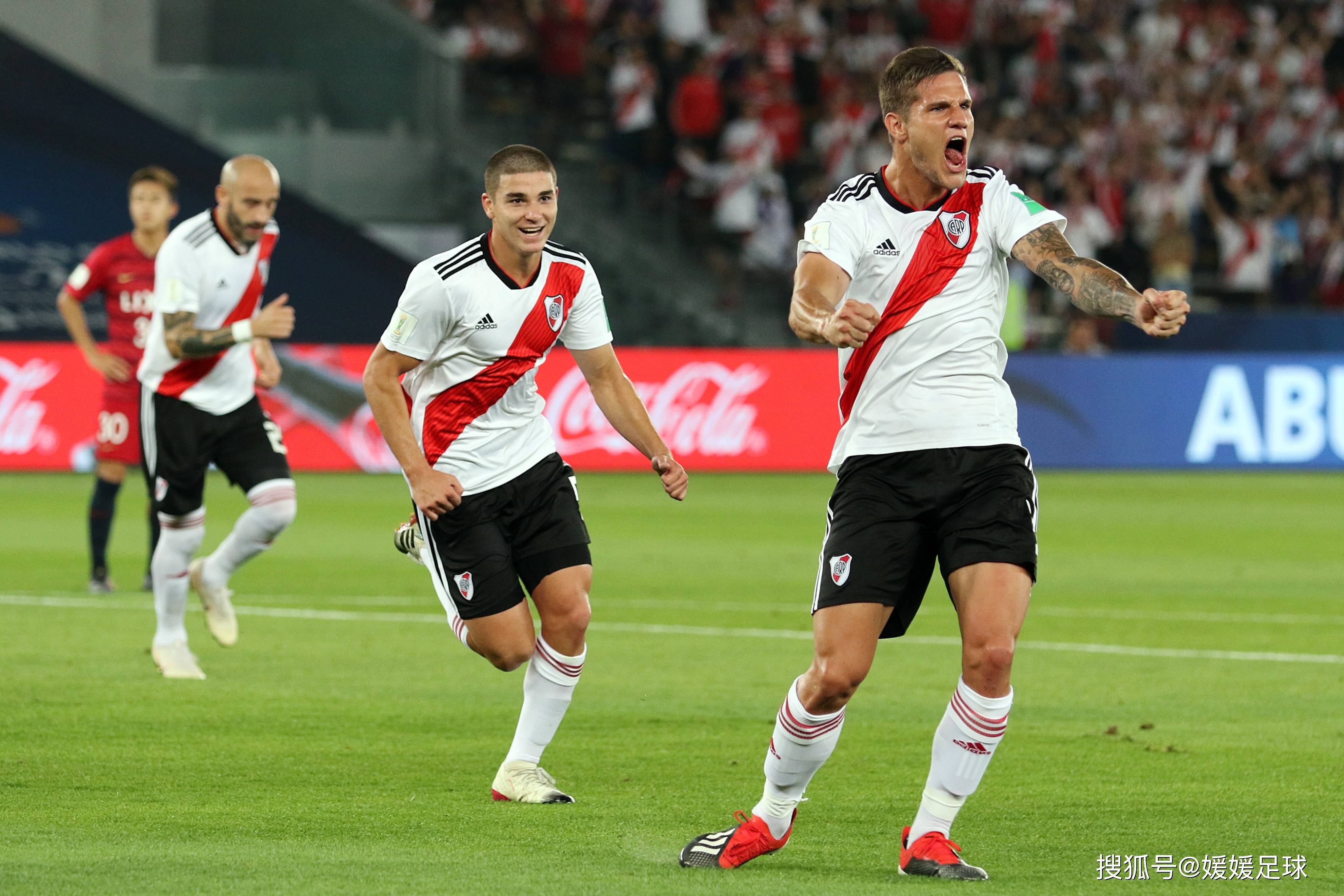 开云体育入口-汉堡竞技客场取胜，迎来赛季首胜