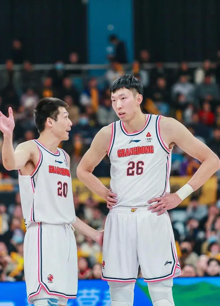 包含猛龙出击！广东再战江苏，力争连胜的词条