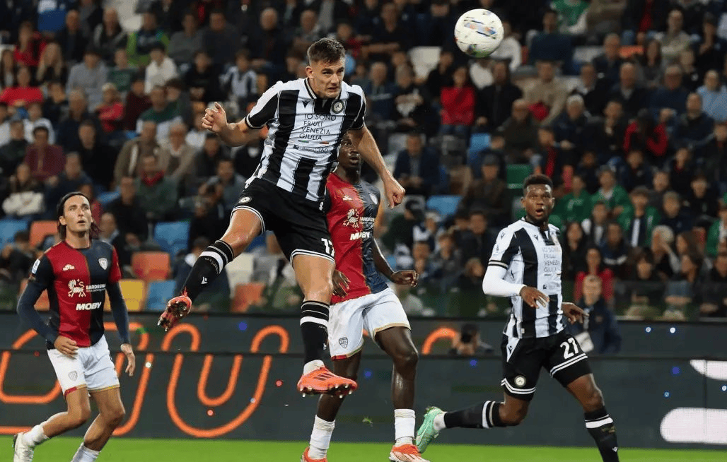 那不勒斯客场不敌博洛尼亚,遭遇失利 那不勒斯客场不敌博洛尼亚,遭遇失利