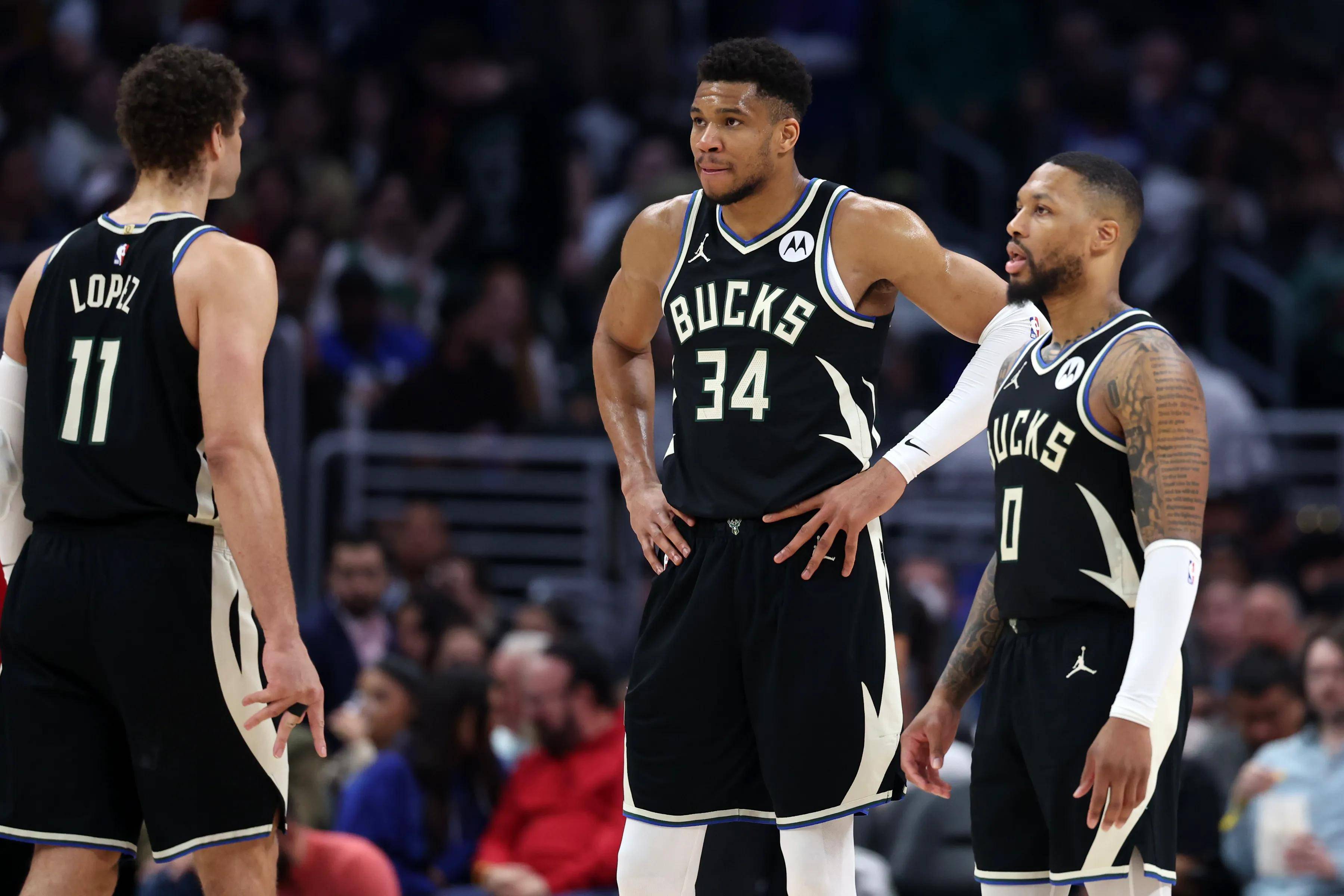 雄鹿压制湖人,领先两战晋级态势明朗的简单介绍 雄鹿压制湖人,领先两战晋级态势明朗的简单介绍