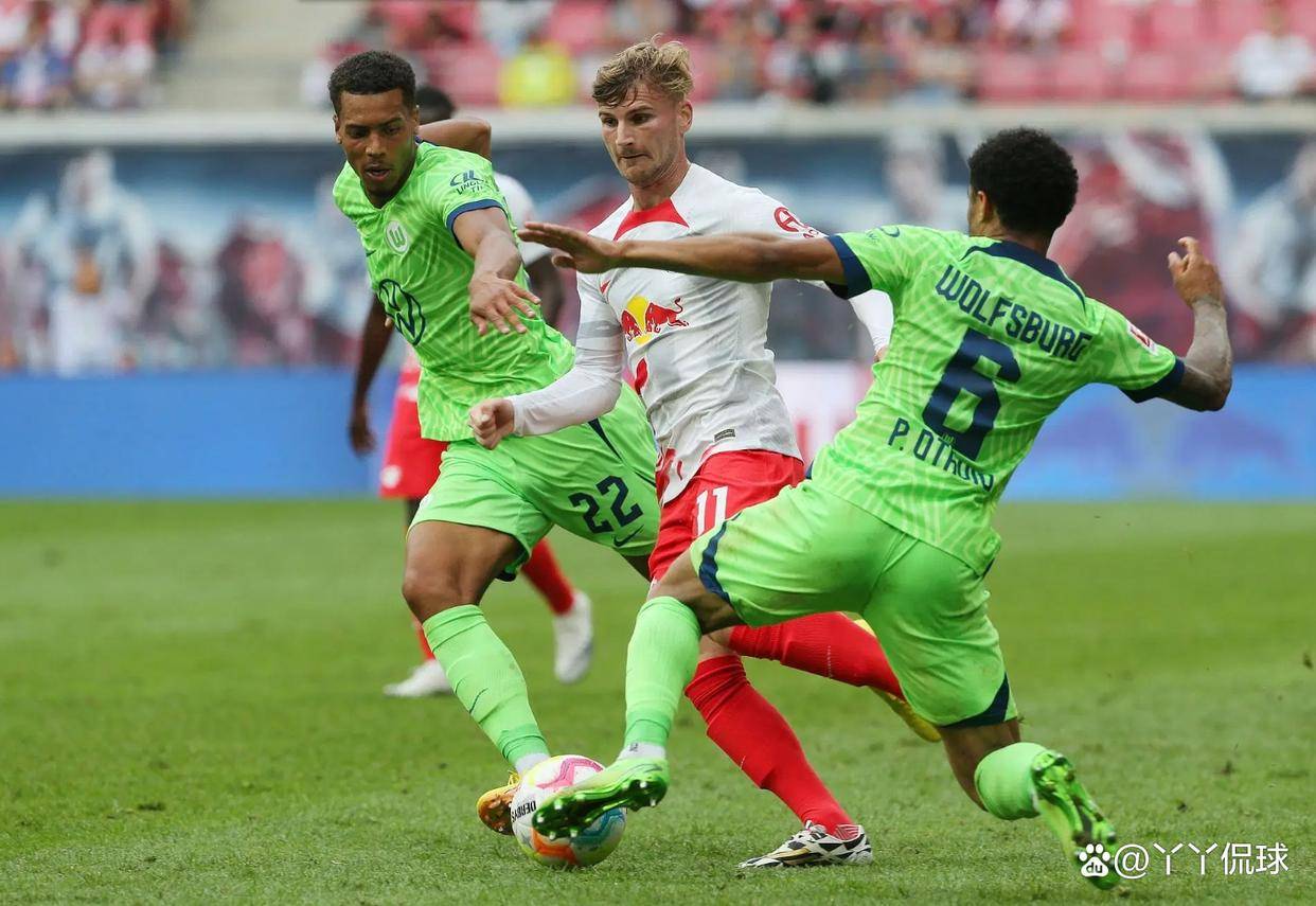 开云体育登录-包含RB莱比锡大获胜利，全队士气高涨的词条