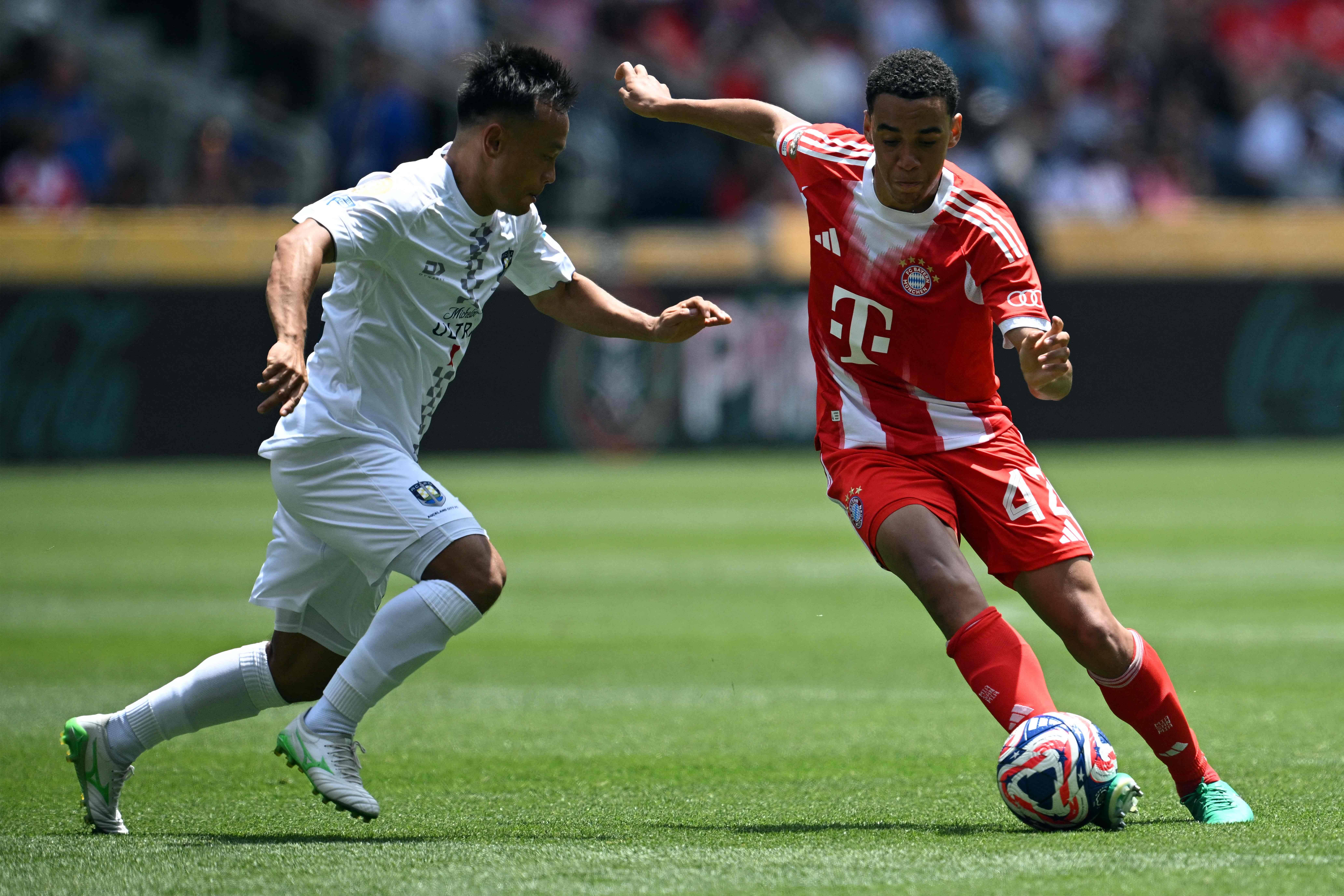 著名俱乐部队伍在国际职业足球比赛中取得胜利的简单介绍 著名俱乐部队伍在国际职业足球比赛中取得胜利的简单介绍