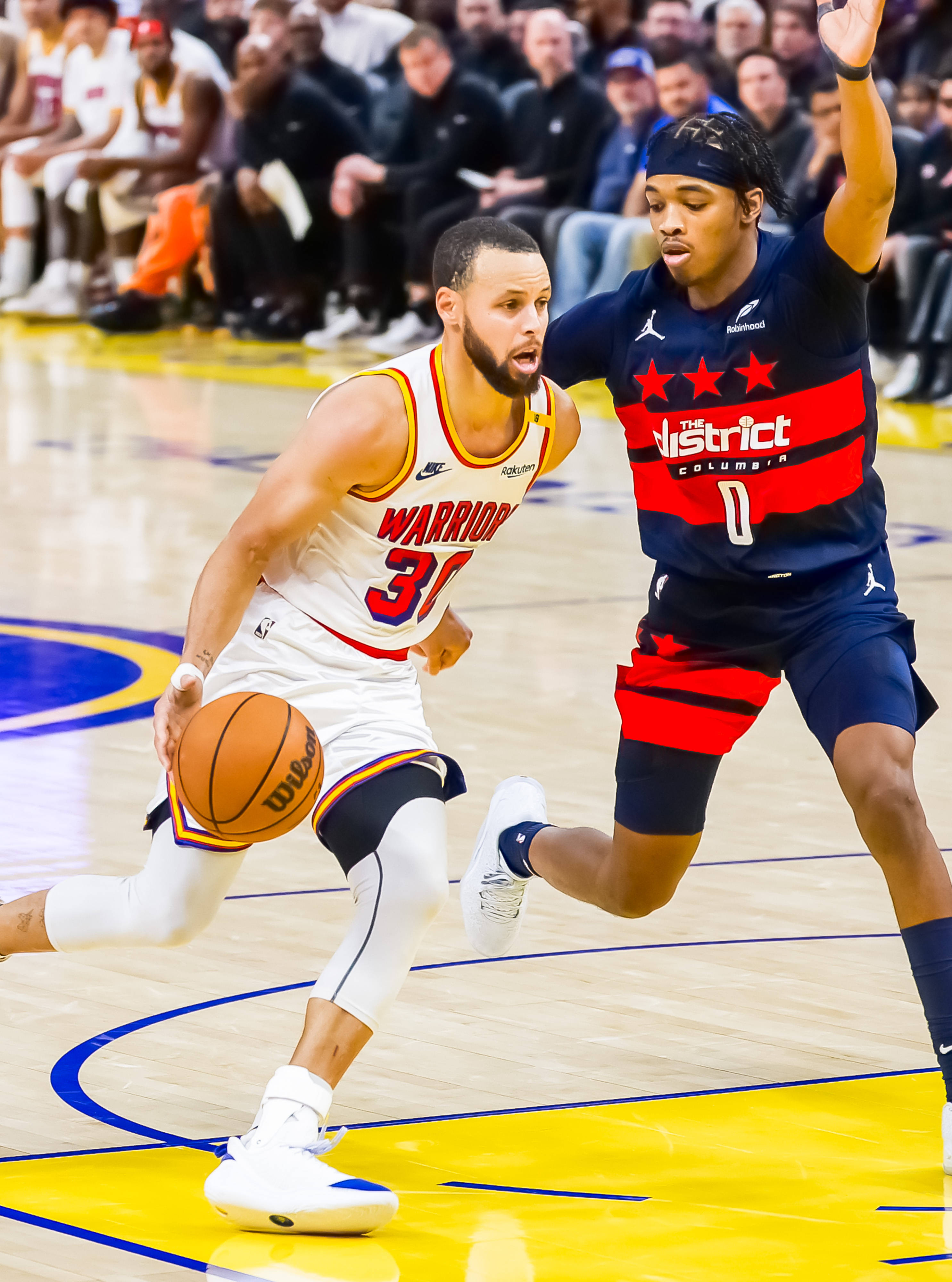 篮球比赛连续加时赛,最终出现胜者 篮球比赛连续加时赛,最终出现胜者