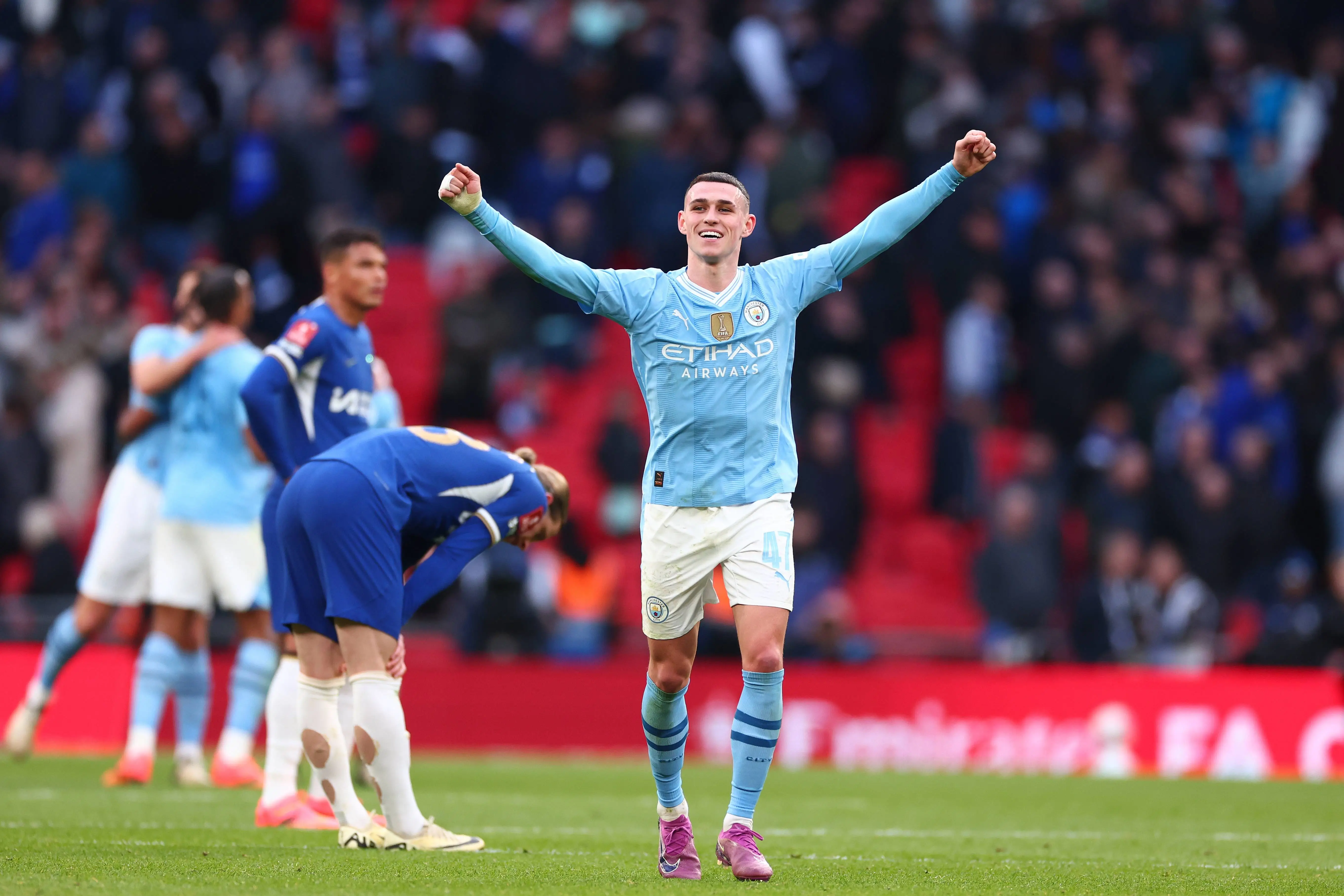 开云体育下载-关于曼城面临困境重回巅峰之路的信息