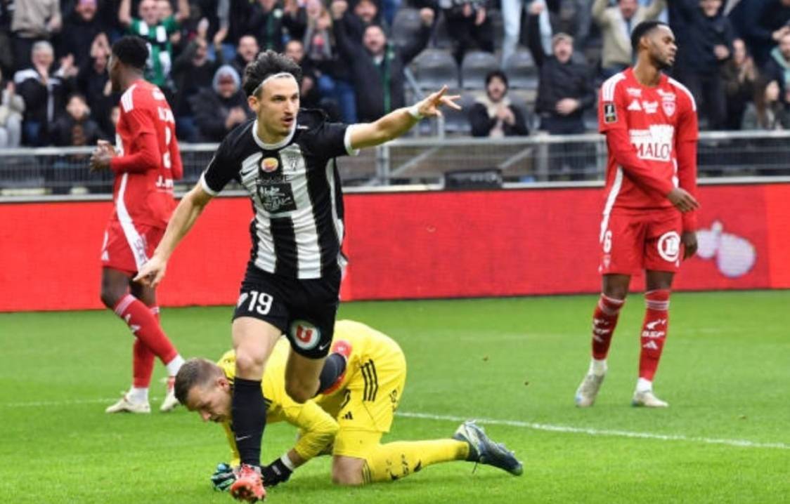 里尔客场击败蒙彼利埃,继续保持领先优势的简单介绍 里尔客场击败蒙彼利埃,继续保持领先优势的简单介绍