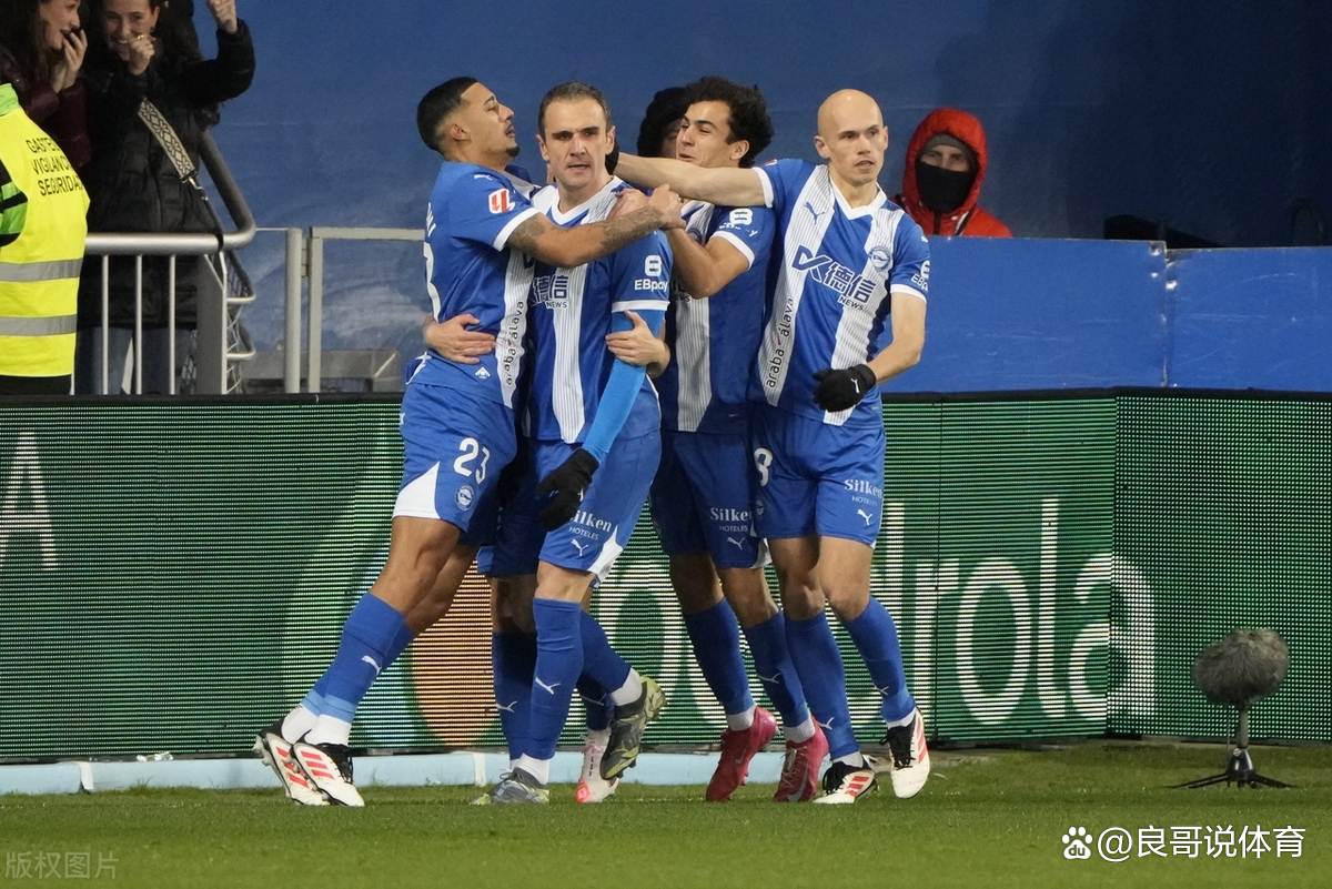 开云体育-皇家马德里客场失利，西甲强队备战欧洲赛场