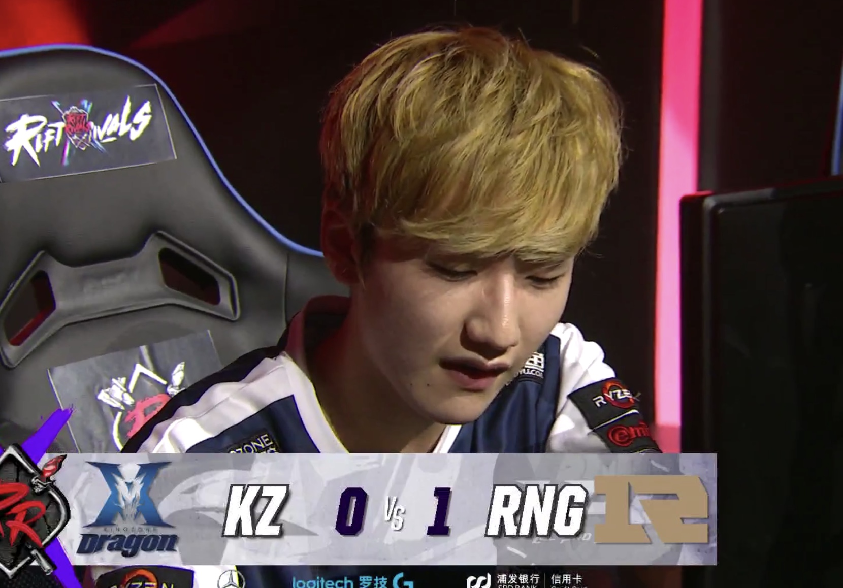 开云体育APP下载-T1碾压EG，Xiaohu拿下关键大龙半决赛2:0（成都）