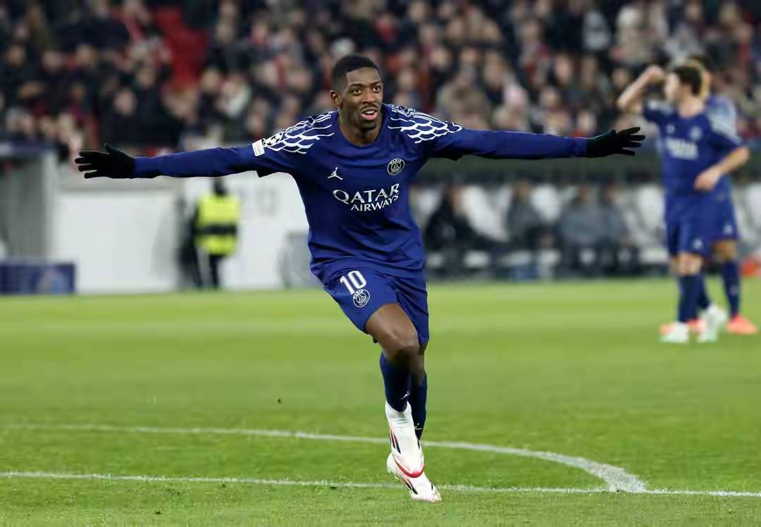 利物浦惊险晋级,闯入16强 利物浦惊险晋级,闯入16强