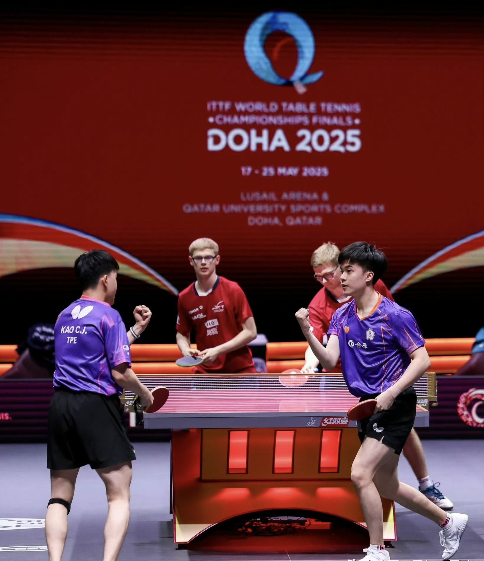乒乓球决赛震撼开打，巅峰对决引爆全场的简单介绍