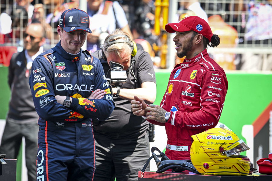 开云体育官方网站-梅赛德斯完胜索伯车队,汉密尔顿带队取胜